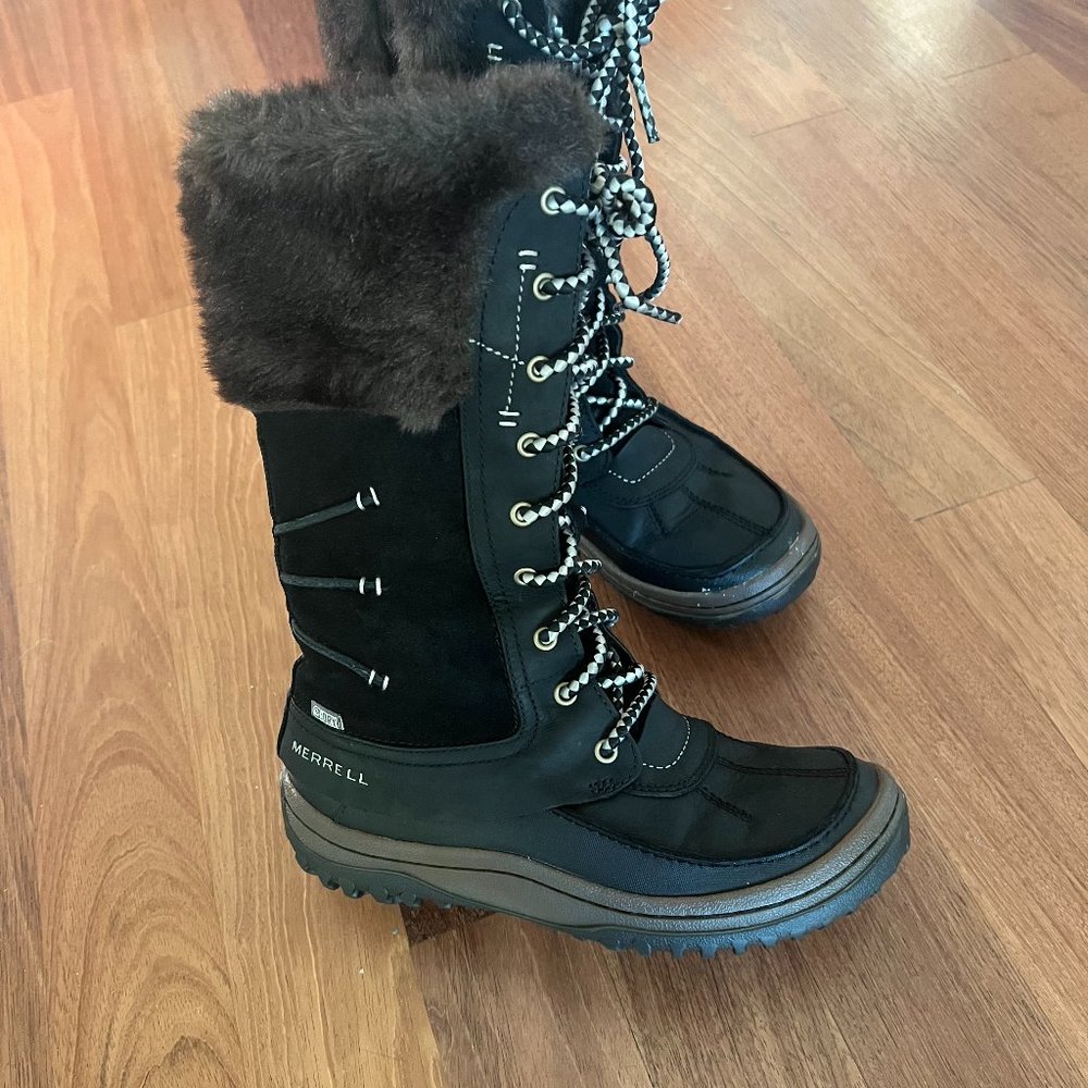 Merrell Fur Trim Insulated Snow Boot Size 6.5